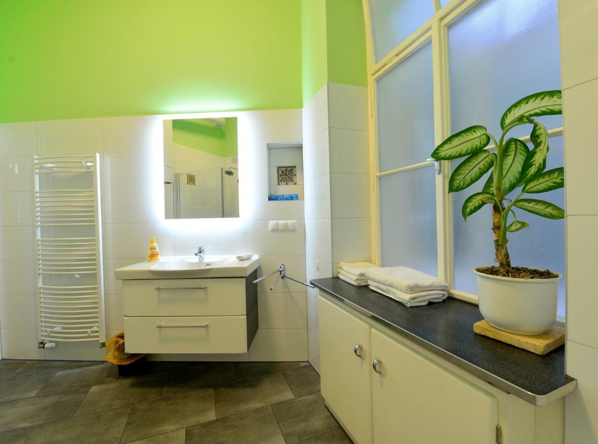 Stylish, Cosy & Central "Self-Check-In" Apartment Wiedeń Zewnętrze zdjęcie